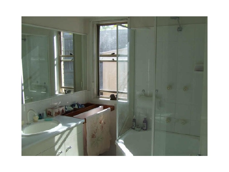 33 Hillenvale Avenue, Arana Hills QLD 4054