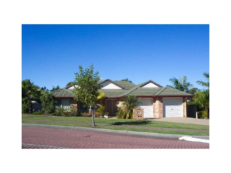 33 Hillenvale Avenue, Arana Hills QLD 4054