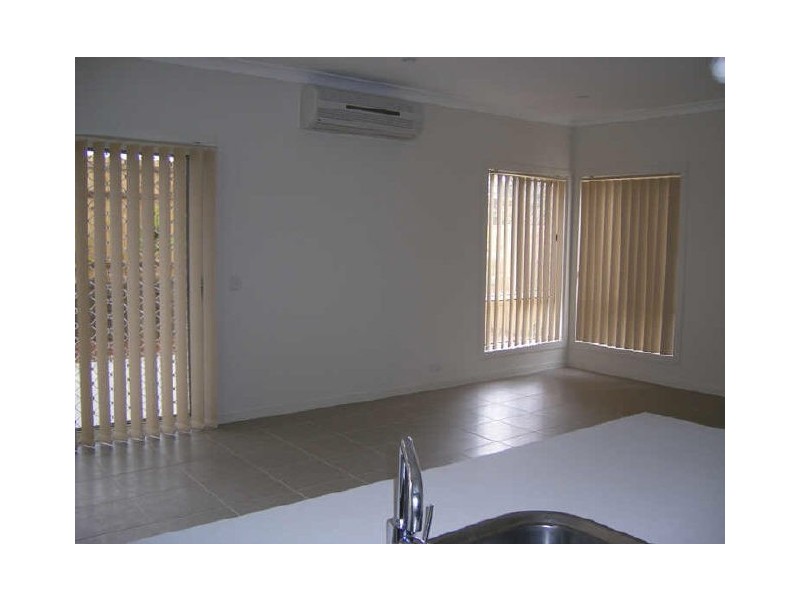 15 Somerset Drive, Carseldine QLD 4034