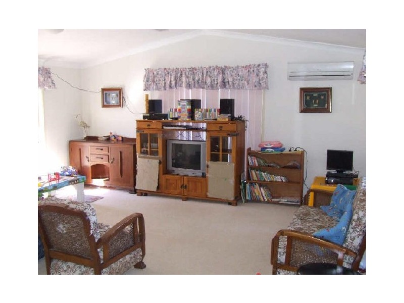 Kallangur QLD 4503
