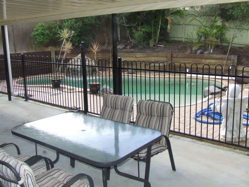 12 Kyeamba Close, Upper Kedron QLD 4055