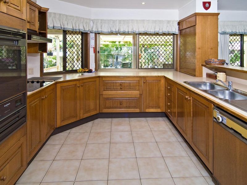 1 Pinecone Court, Bunya QLD 4055