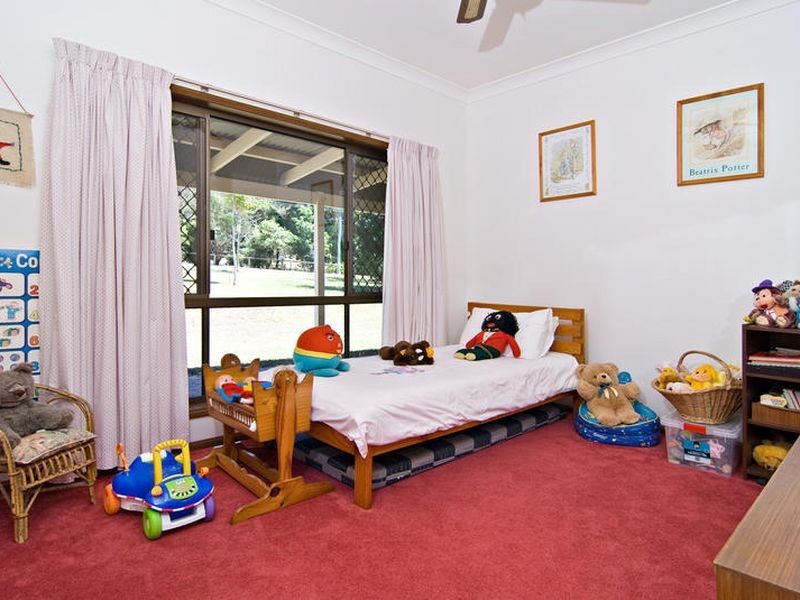 1 Pinecone Court, Bunya QLD 4055