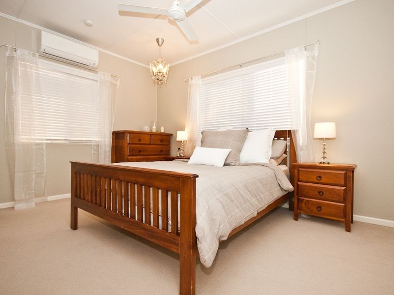 6 Gresford Street, Chermside West QLD 4032