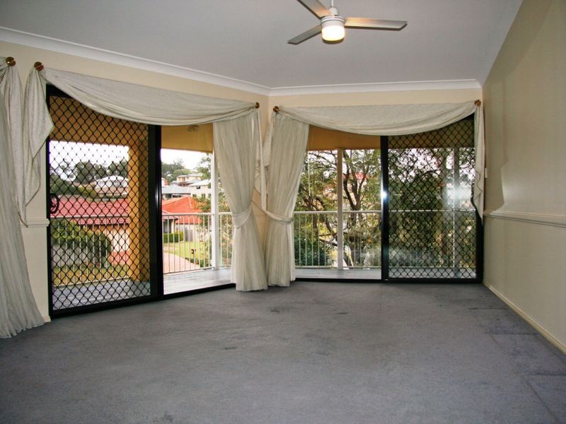 22 Wivenhoe Avenue, Albany Creek QLD 4035