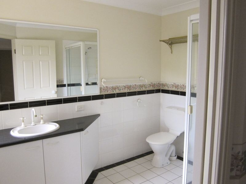 22 Wivenhoe Avenue, Albany Creek QLD 4035