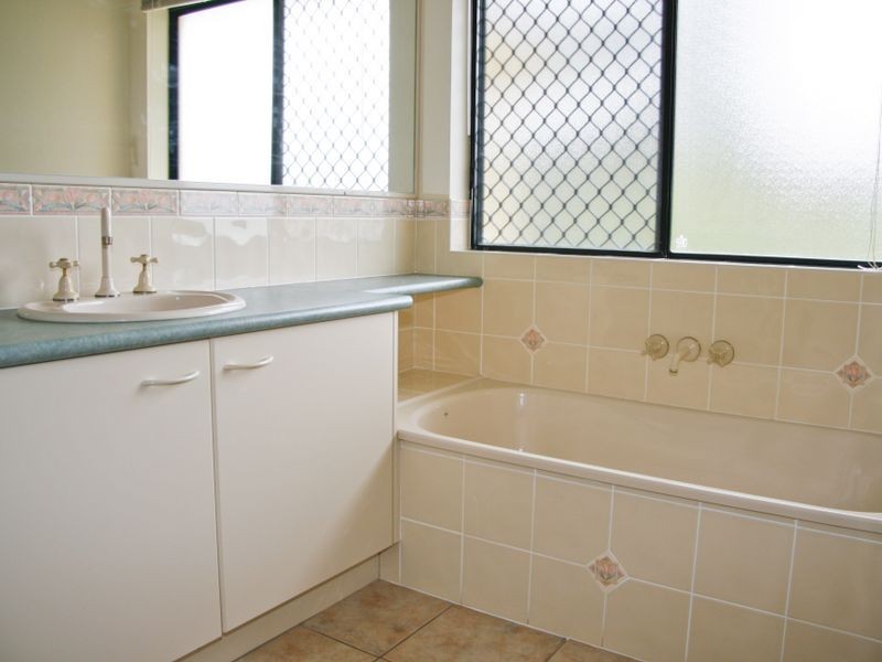 22 Wivenhoe Avenue, Albany Creek QLD 4035