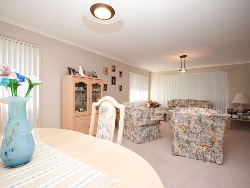 40 Redford Crescent, Mcdowall QLD 4053