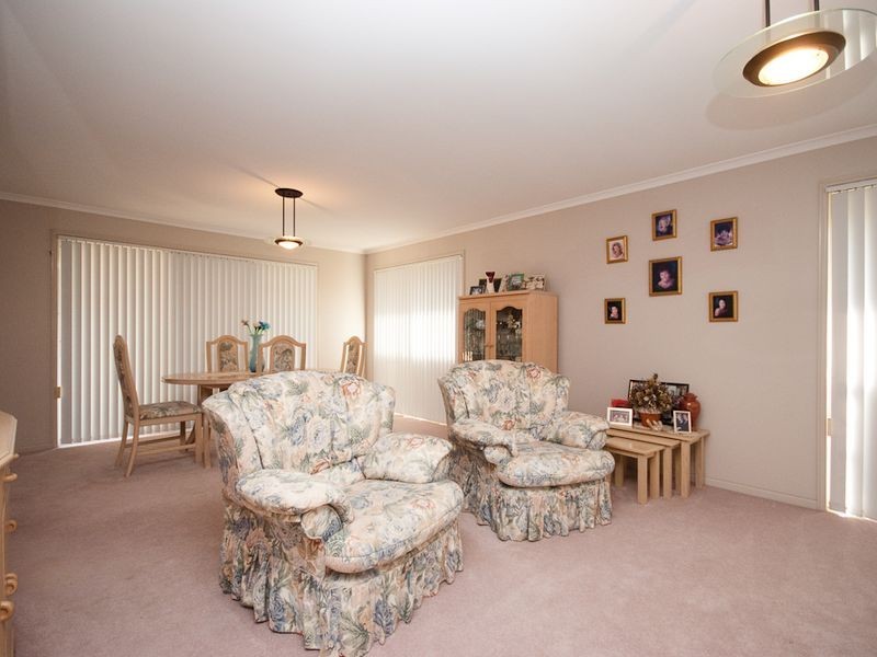 40 Redford Crescent, Mcdowall QLD 4053