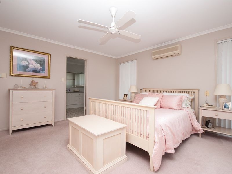 40 Redford Crescent, Mcdowall QLD 4053