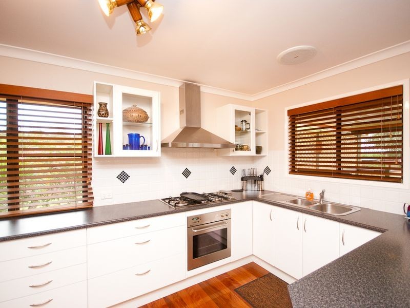 7 Warringah, Everton Park QLD 4053