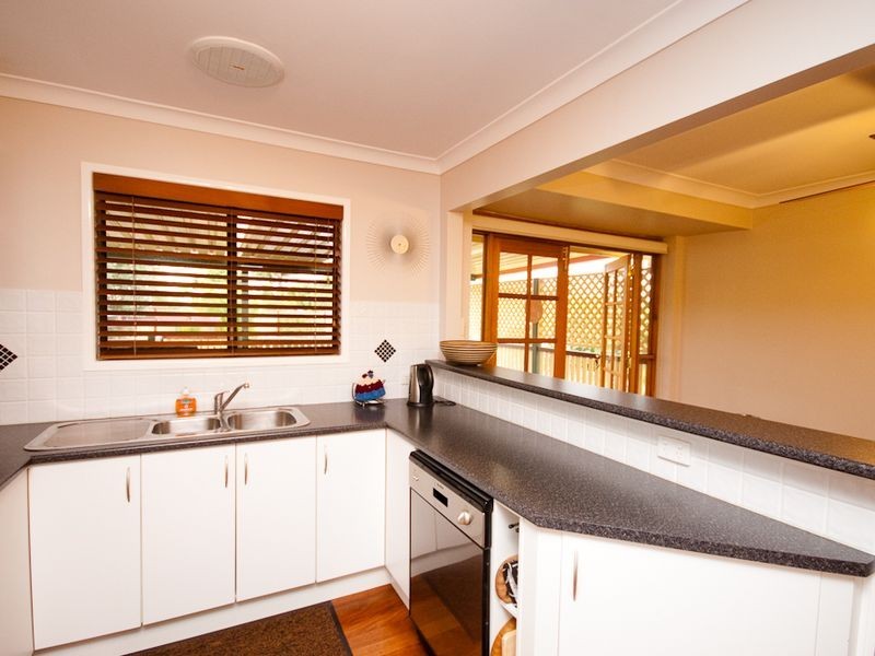 7 Warringah, Everton Park QLD 4053