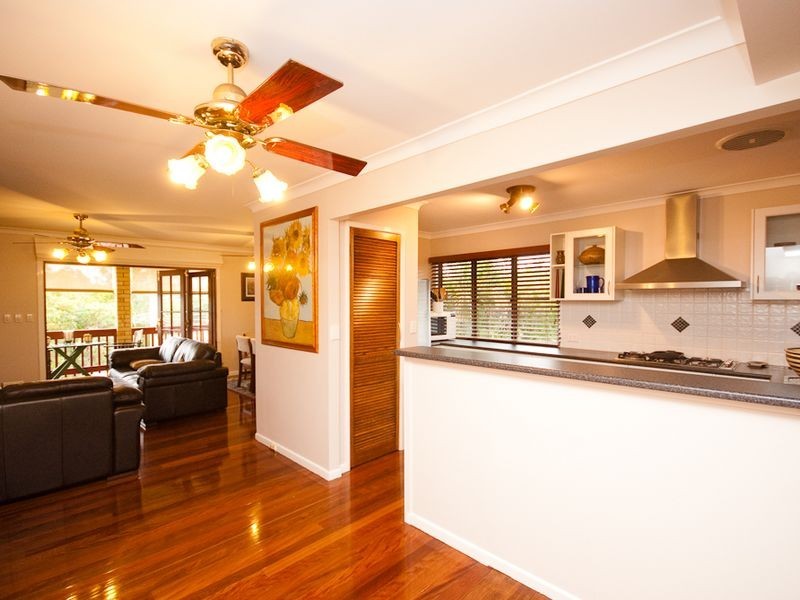 7 Warringah, Everton Park QLD 4053