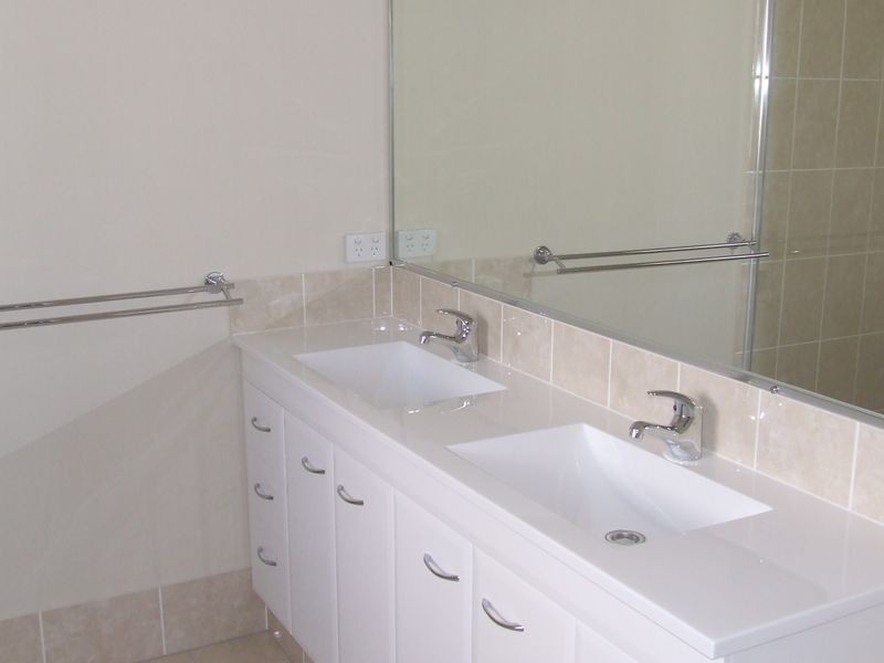 30 Fiat Avenue, Mitchelton QLD 4053