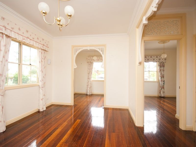 42 Garnet Street, Scarborough QLD 4020
