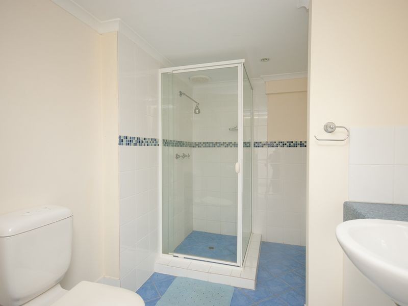 42 Garnet Street, Scarborough QLD 4020