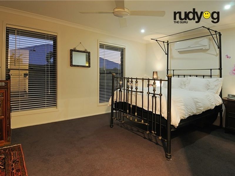 15 Ladbroke Close, Carseldine QLD 4034