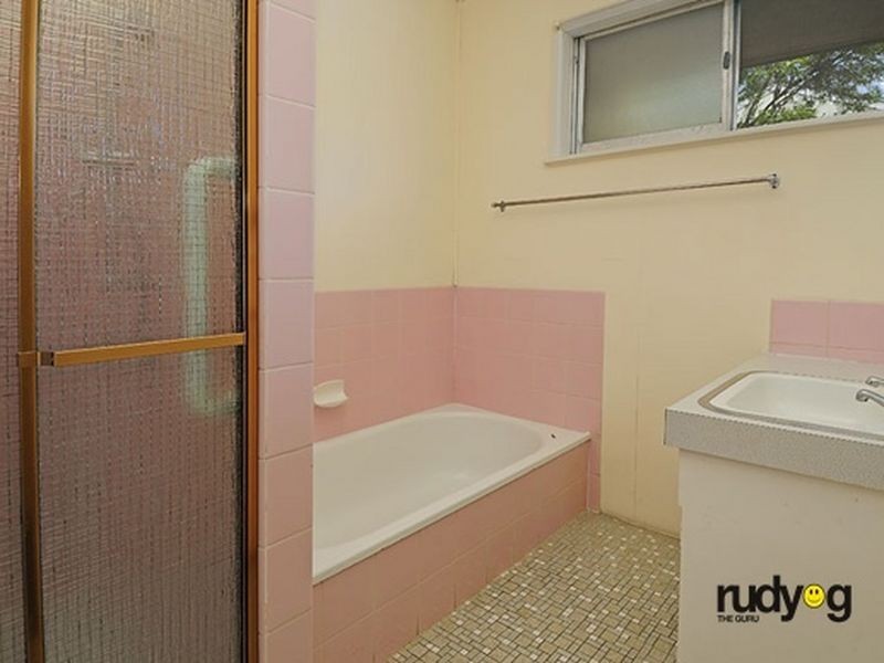 81 Niven Street, Stafford Heights QLD 4053