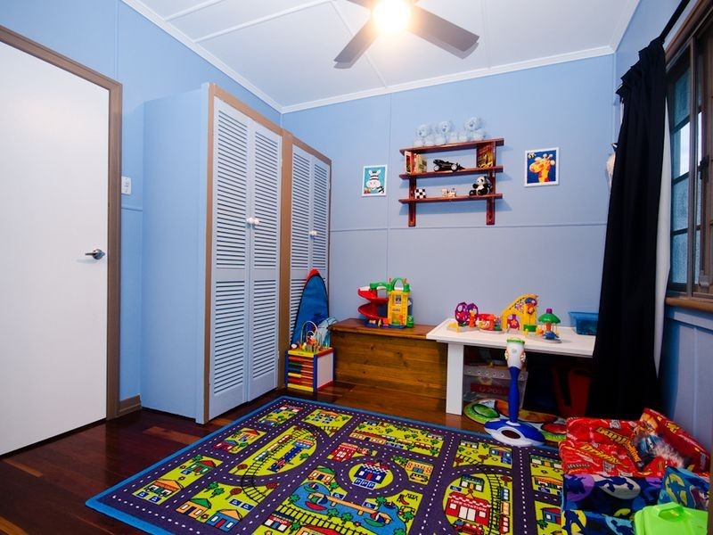 59 Burwood Road, Everton Park QLD 4053