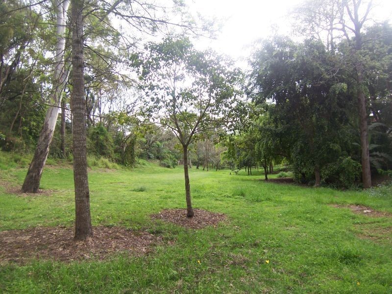 32 Coopers Camp Road, Bardon QLD 4065