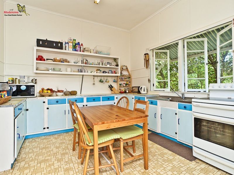 8 Clegg Parade, Newmarket QLD 4051