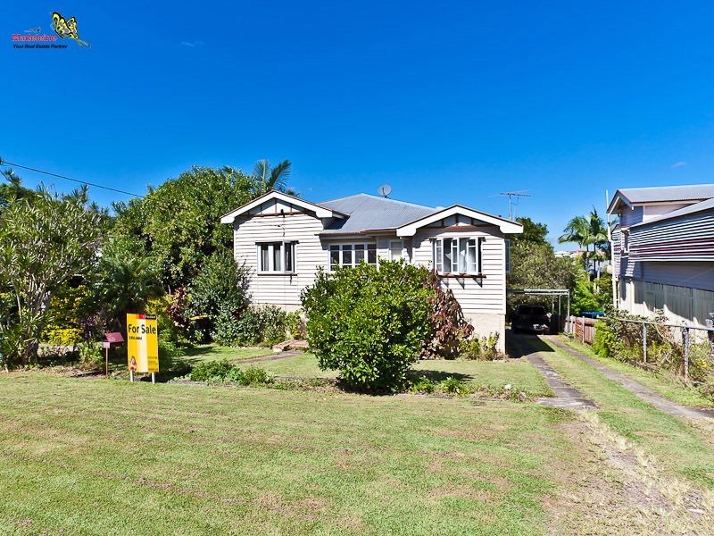 8 Clegg Parade, Newmarket QLD 4051