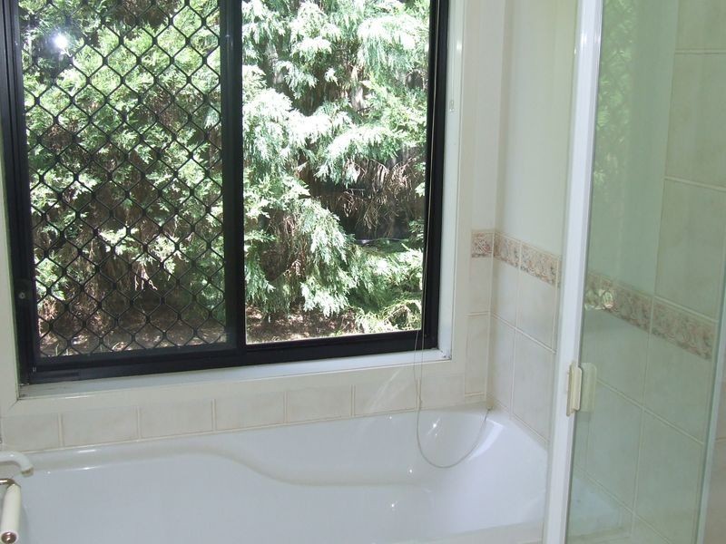 2 Wimbledon Circuit, Carseldine QLD 4034