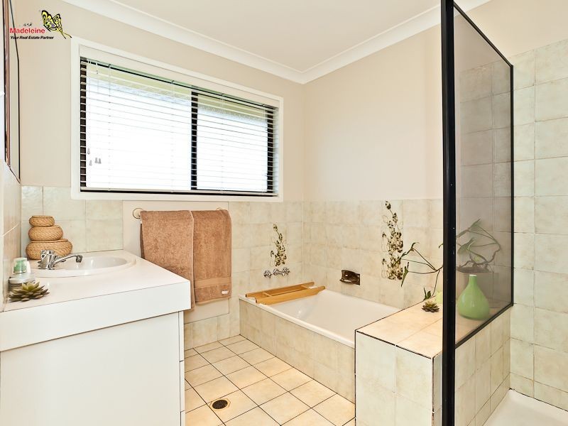 14 Poitier Street, Mcdowall QLD 4053