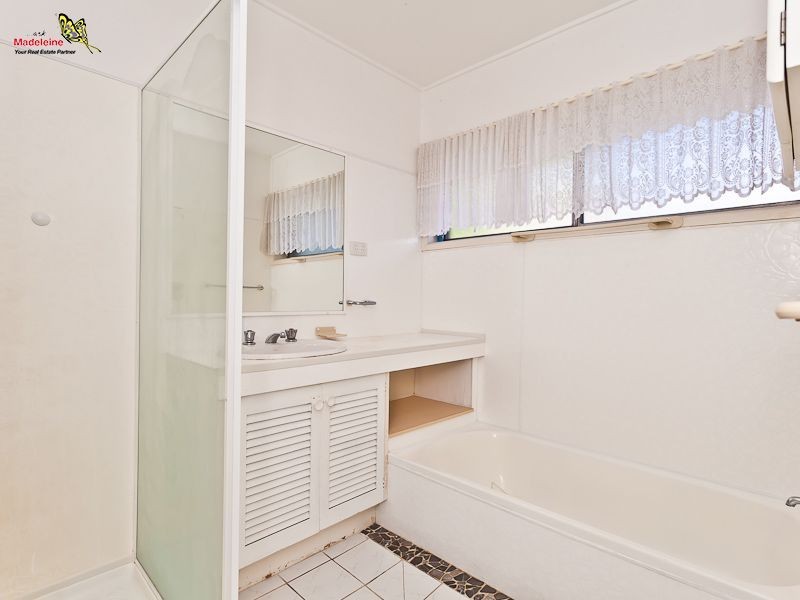 8 Gleason Street, Mcdowall QLD 4053