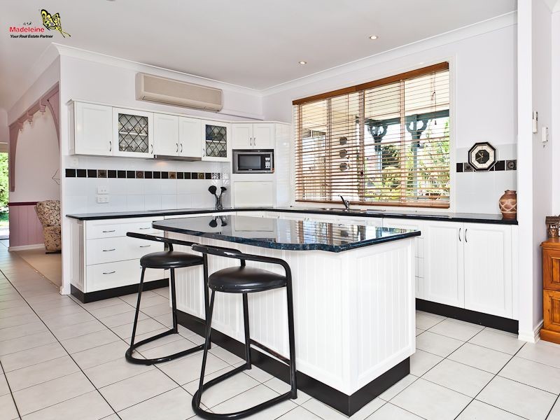 17 Landis Street, Mcdowall QLD 4053