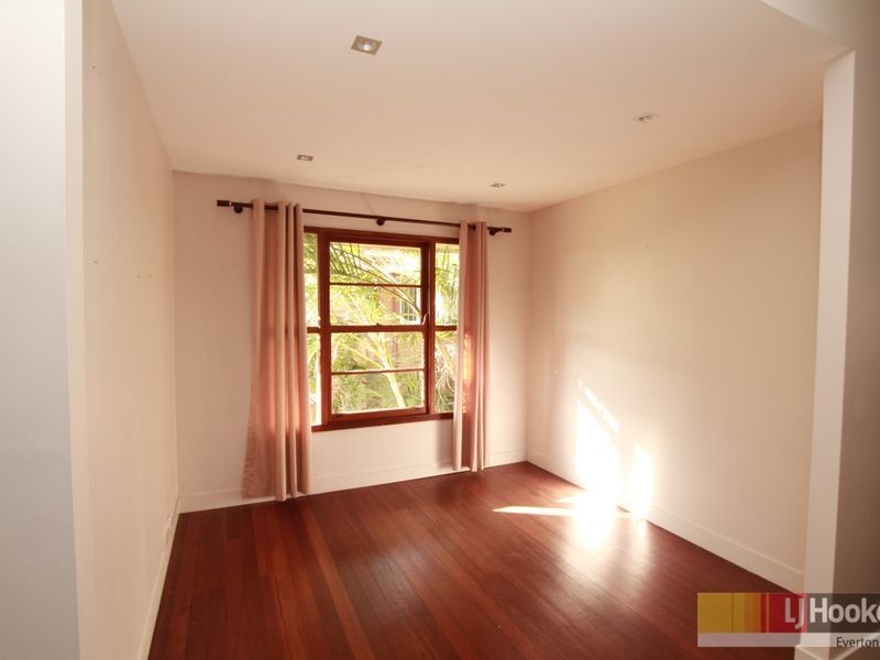 32 Royal Parade, Alderley QLD 4051
