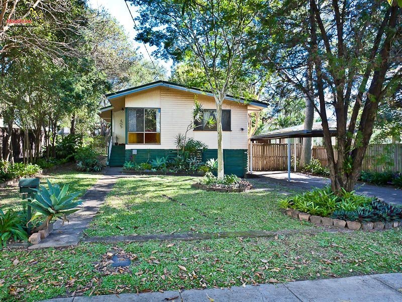 34 Kingaroy Street, Stafford Heights QLD 4053