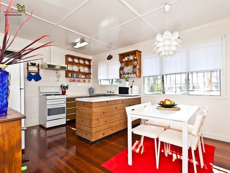 34 Kingaroy Street, Stafford Heights QLD 4053