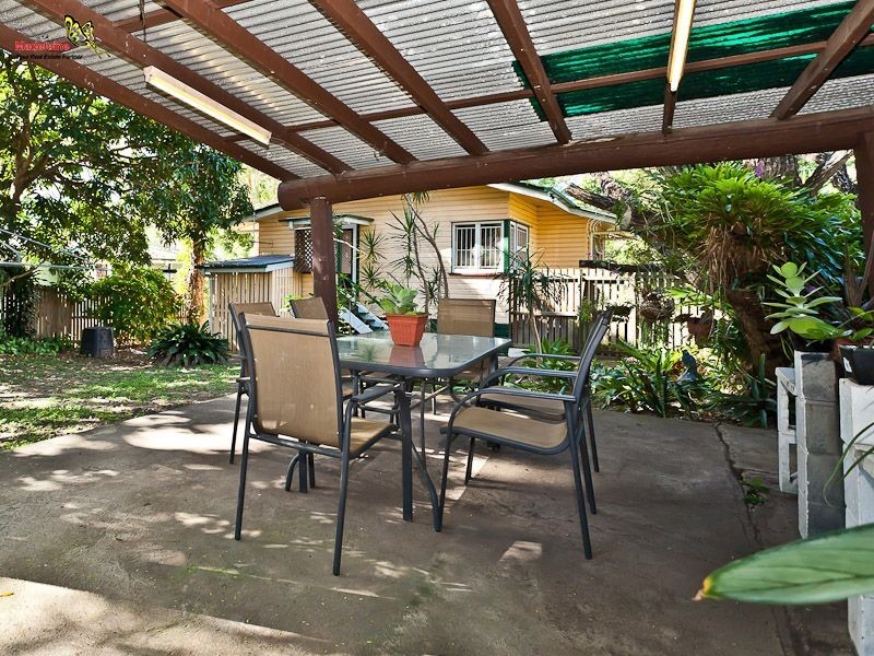 34 Kingaroy Street, Stafford Heights QLD 4053