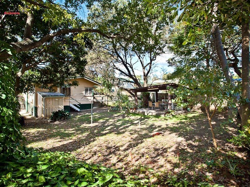 34 Kingaroy Street, Stafford Heights QLD 4053