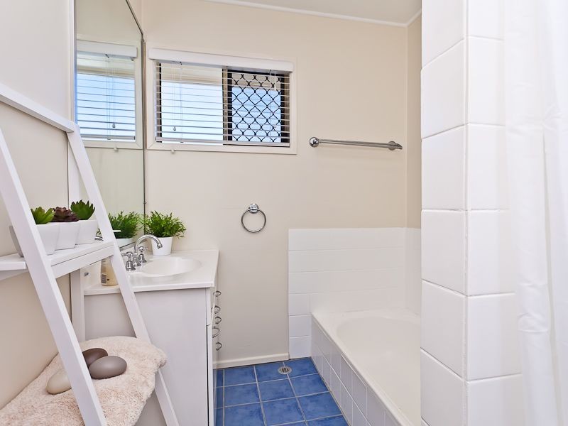 32 Telopia Avenue, Wavell Heights QLD 4012