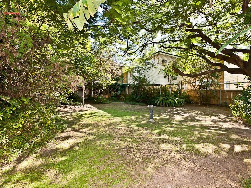 11 Figgis Street, Kedron QLD 4031