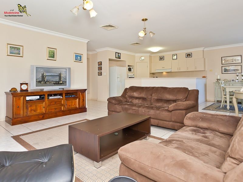 3 Burlinson Close, Mcdowall QLD 4053