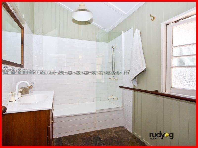 24 Cutbush Road, Everton Park QLD 4053