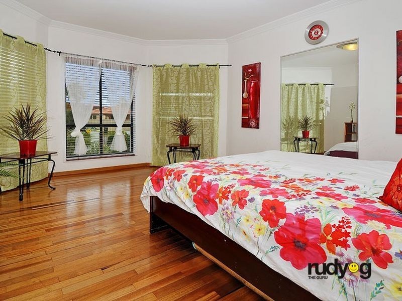 11 Landis Street, Mcdowall QLD 4053