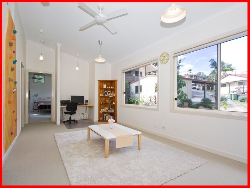 31 Fairway Outlook, Arana Hills QLD 4054