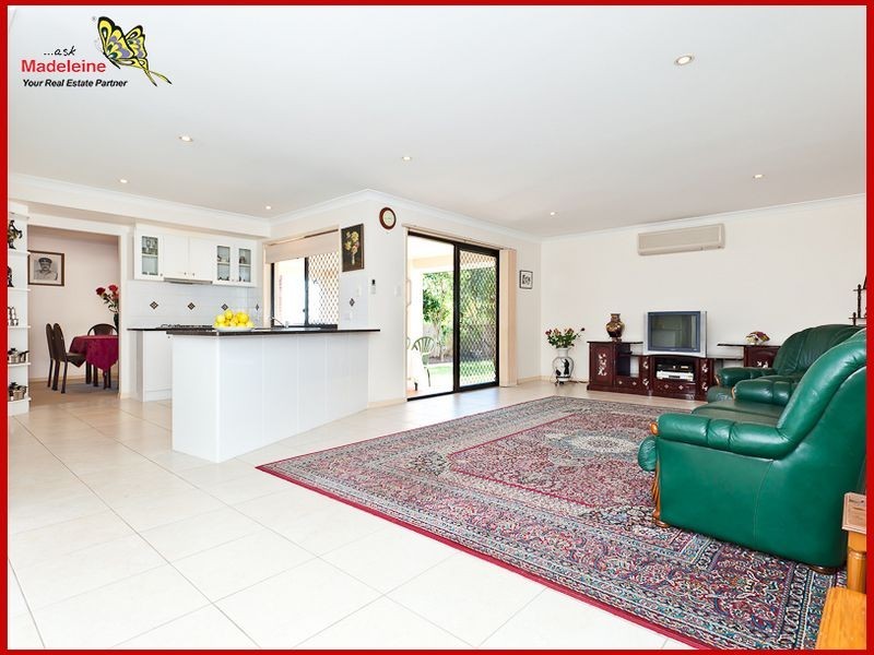 12 Capella Place, Bridgeman Downs QLD 4035