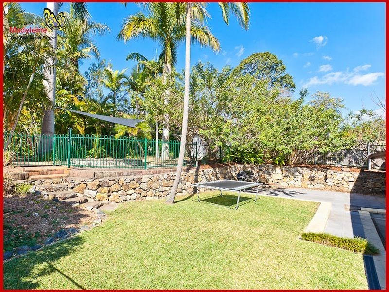 11 Janssen Street, Mcdowall QLD 4053
