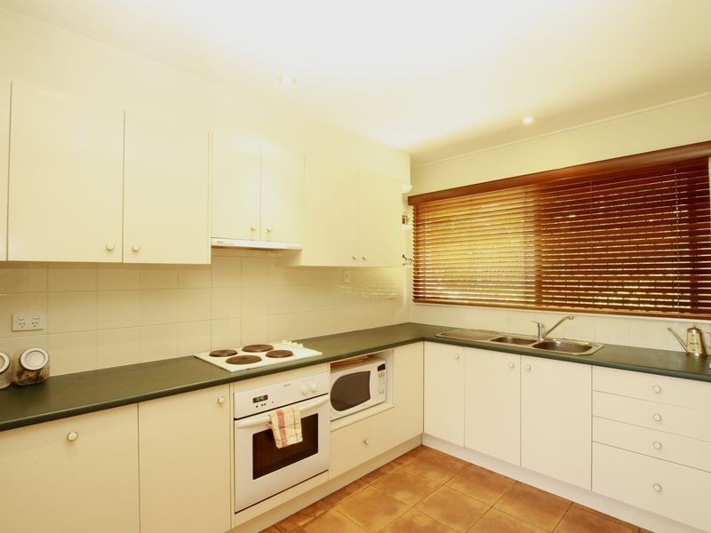 103 Redwood Street, Stafford Heights QLD 4053