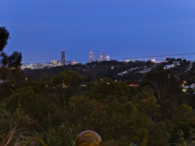 103 Redwood Street, Stafford Heights QLD 4053