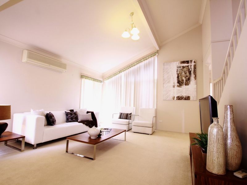 130 Streisand Drive, Mcdowall QLD 4053