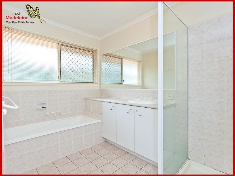 84 Bangalow Street, Bridgeman Downs QLD 4035