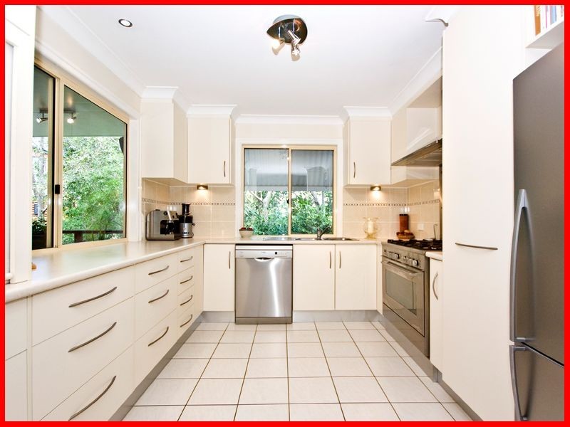 14 Woodfield Court, Ferny Hills QLD 4055