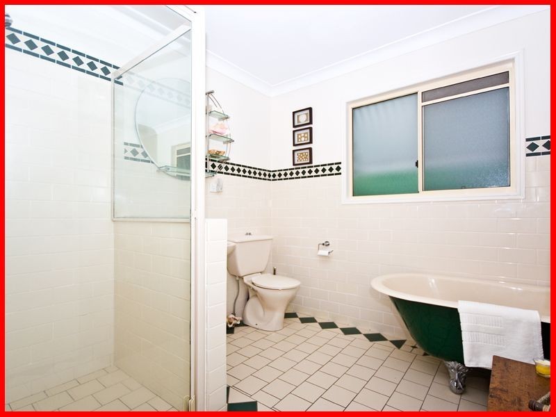 14 Woodfield Court, Ferny Hills QLD 4055