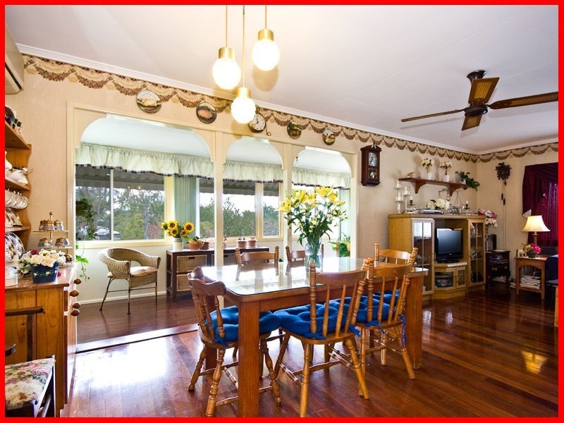 27 Cawdor Street, Arana Hills QLD 4054